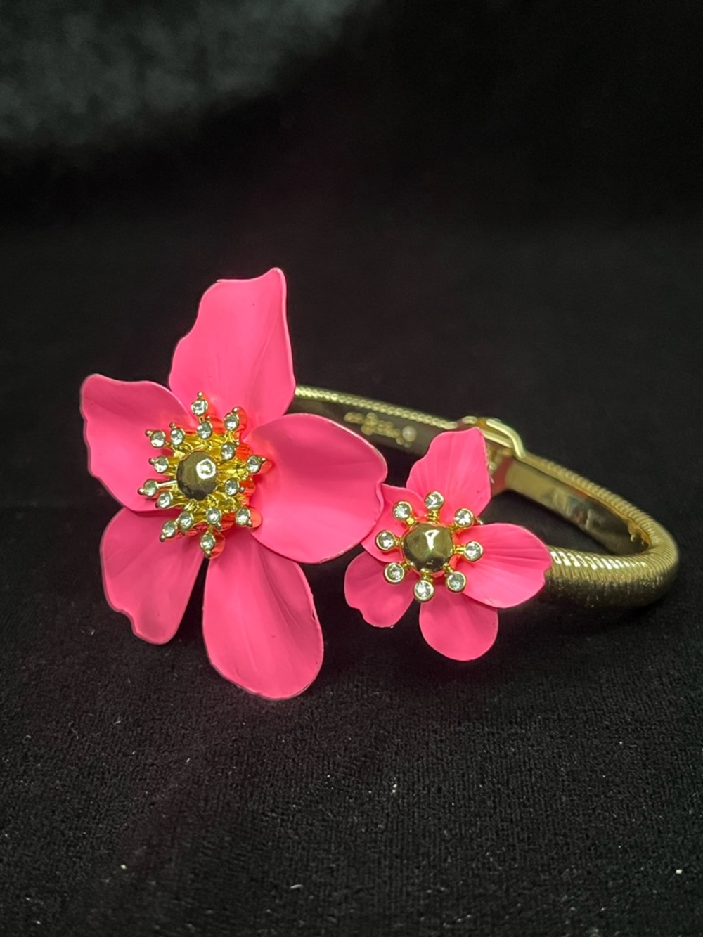 1696 Lilly Pulitzer Orchid Hinge Bracelet Roxie Pink